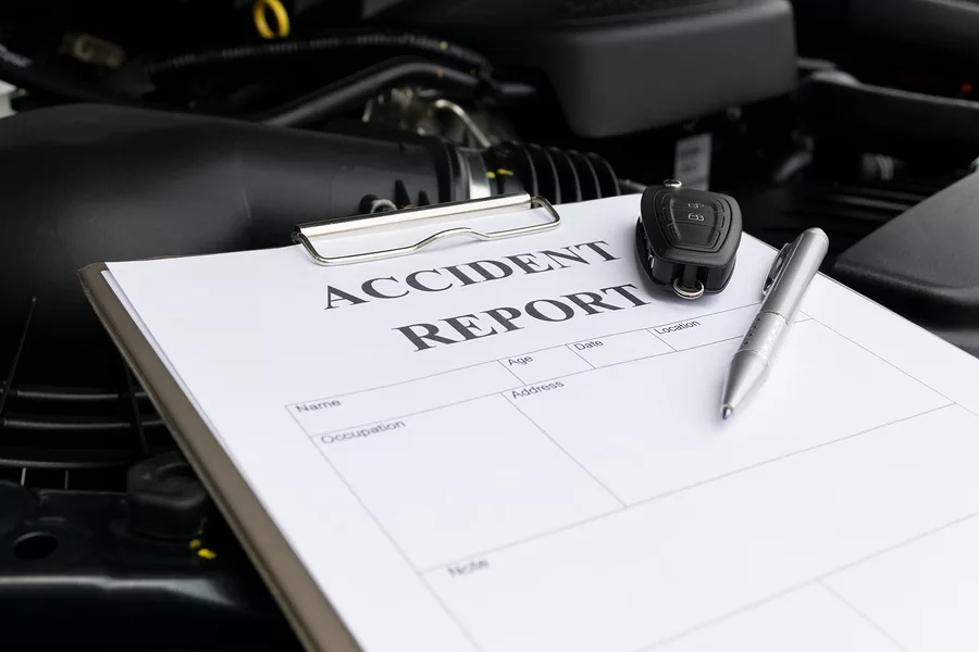 how long to file a car accident report